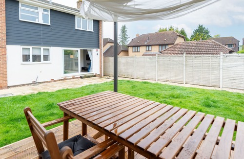 Sherborne St. John House | Comfy house | Close to amenities | Sleeps 7 | wParking