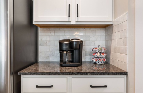Eagle House | Comfy “Idahome” just minutes from downtown Eagle. A perfect 3BR family gem!