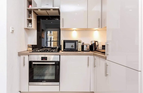 Notting Hill Apartment | Comfy Modern 2-Bed Notting Hill Portobello Apt