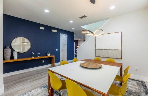West Kissimmee House | Comfy Modern House w Pool Perfect Location