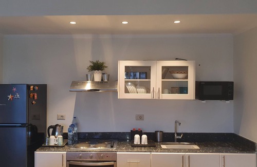 Soma Bay Apartment | Comfy New GF Apartment Pool Front - 5 min from the Beach