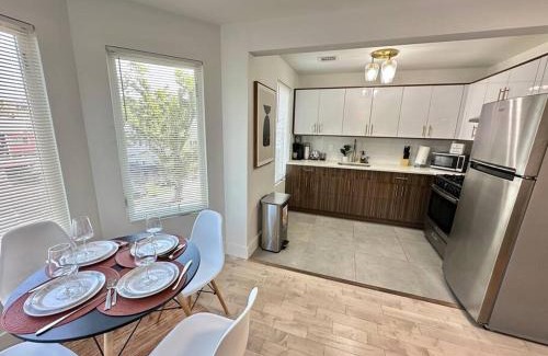 Harrison Apartment | Comfy NJ 2BR Close to Airport, Dream Mall & NYC
