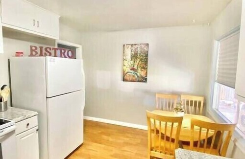 Pocatello House | Comfy Pocatello home-central to park and grocery