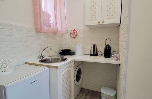 Zona XVI Torrenova Apartment | COMFY PRIVATE APARTMENT CENTRAL AREA NEAR ROMANINA COMMERCIAL CENTER