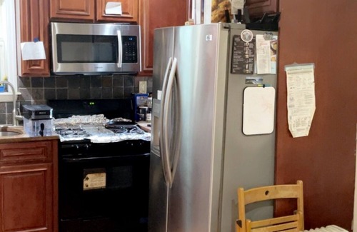 Jersey City House | Comfy Private Bedroom near JSQ PATH Station