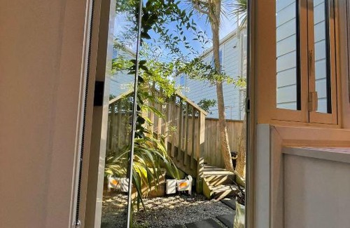 Newtown House | Comfy Private Studio