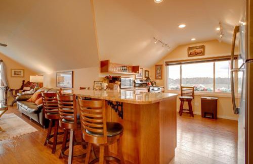 Schuylerville House | Comfy Schuylerville Carriage Getaway with Views