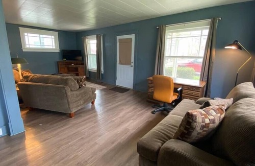 Wabash House | Comfy spacious 2 bedroom home a short walk to Honeywell