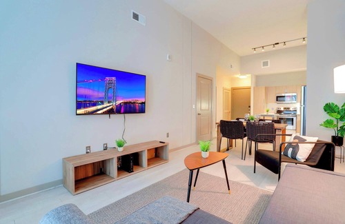 Aurora Highlands Apartment | Comfy & Splendid Apt Near Great Landmarks!