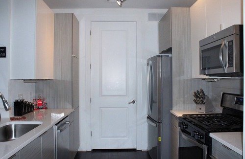 Cumberland Apartment | Comfy Stay In ATL, Truist Park 5min, Walking Distance To Food & Fun, Nearby DTN!