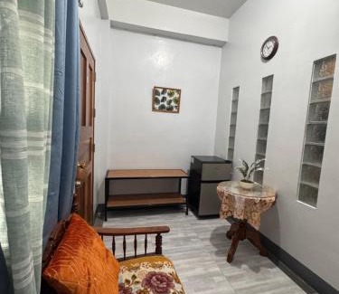 Virac Apartment | Comfy Unit 1 BR Unit With Living Room at Sonia's Island Stay