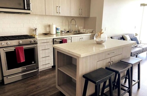 San Diego Apartment | Comic Con! Luxury Views Steps from Gaslamp Quarter Petco Park