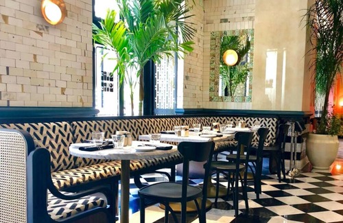 Spruce Hill Apartment | Coming for CHOP or PENN? This is a GREAT CHOICE