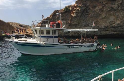 Ggantija Boat Rental | Comino Gozo Private Boat Trips Charters