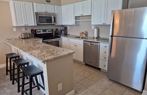 Midtown Ocean City Condo | Commanding View From Direct Oceanfront Condo
