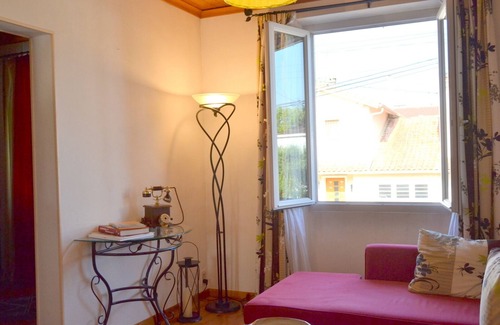 Albi Apartment | “Comme chez Mamie”, 3 bedroom apartment, near ALBI center