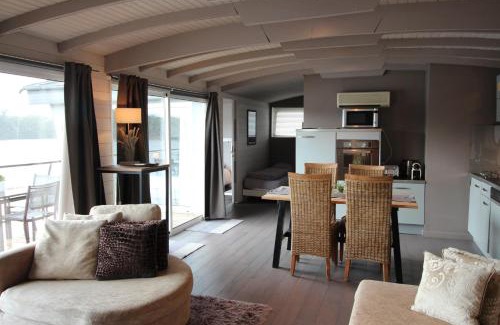 Villennes-sur-Seine House | Comme un Poisson dans l'Eau