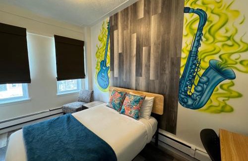 Whyte ave Hotel | Commercial Hotel
