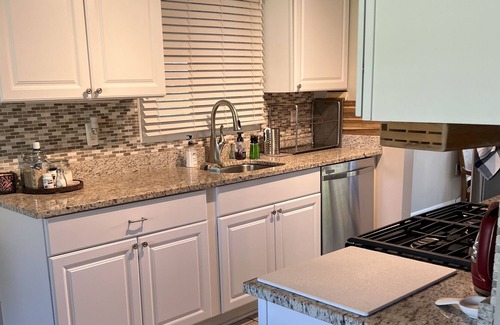 Parole House | Commissioning week rental