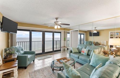 Lower Grand Lagoon Apartment | Commodore 1205 with 2 beachfront masters