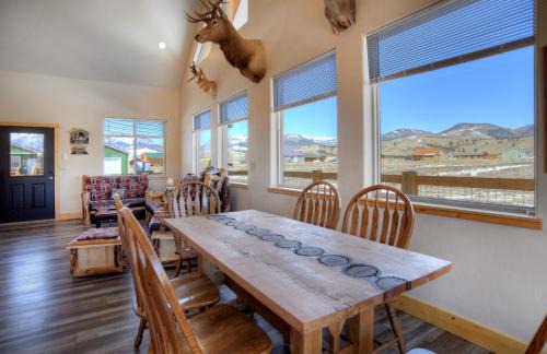 Creede House | Commodore Cabin