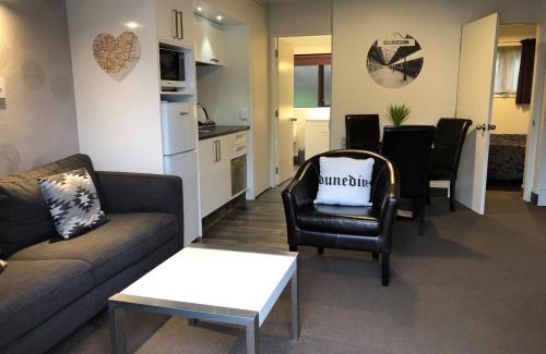 North Dunedin Hotel | Commodore Motel