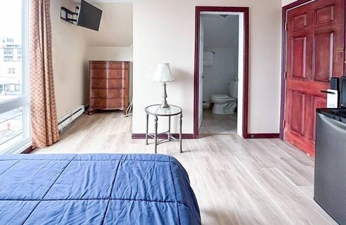 North End Hotel | Commons Inn