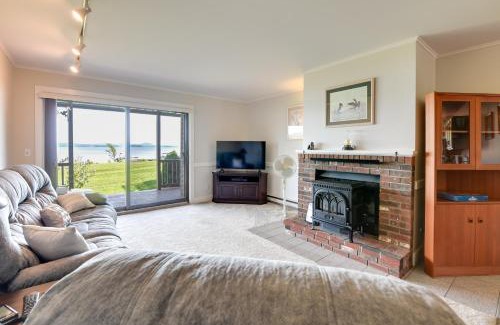 Newport Center Apartment | Community Boat Dock Lake Memphremagog Condo!