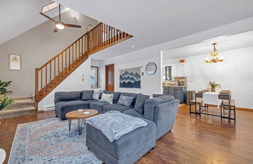 Pocono Lake House | Community Getaway GEM | Hot Tub