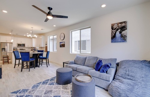 Chandler Condo | Community Perks: Executive Chandler Townhome