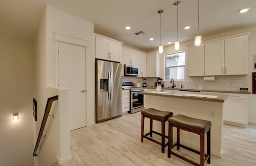 Chandler Condo | Community Perks: Executive Chandler Townhome