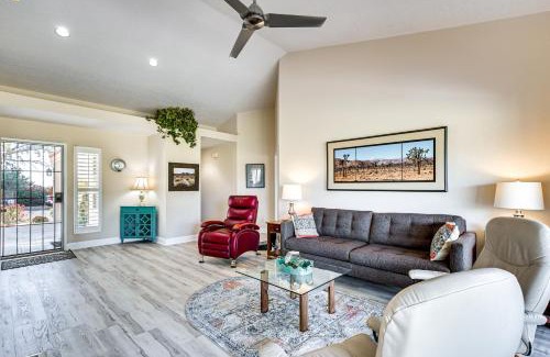 Palm Desert Apartment | Community Pool and Hot Tub Palm Desert Rental!