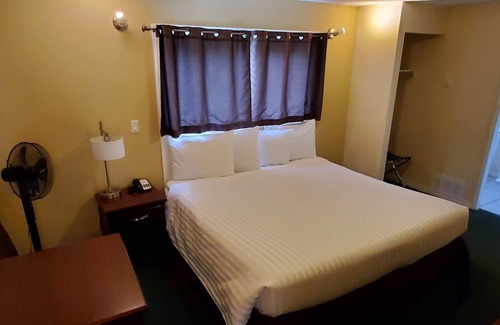 Courtenay Hotel | Comox Valley Inn & Suites
