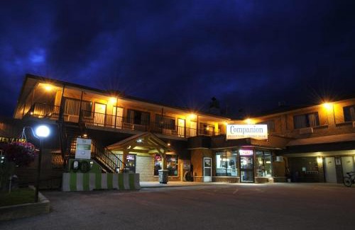 Hearst Hotel | Companion Hotel Motel