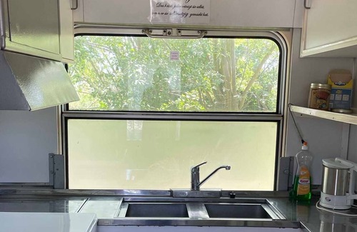 Pasewalk Cottage | Compartment 5 Sleeping car staff car - zz Lokschuppen Pasewalk-Experience overnight stay in the sleeping car