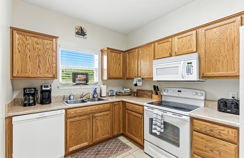 Marianna House | Compass Lake - Cypress Sunsets!