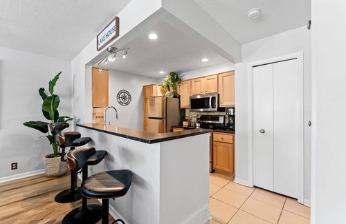 Grand Haven Condo | Compass Pointe Condominium - Steps to downtown, close to Lake Michigan
