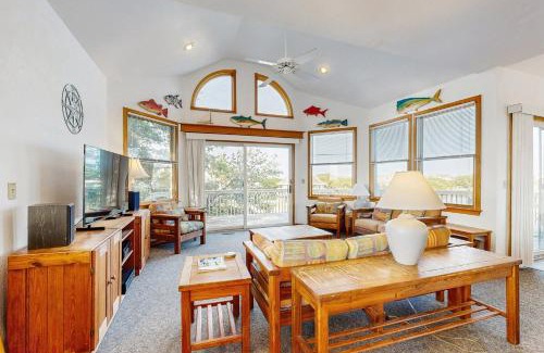 Brigands' Bay House | Compass Rose #286-F