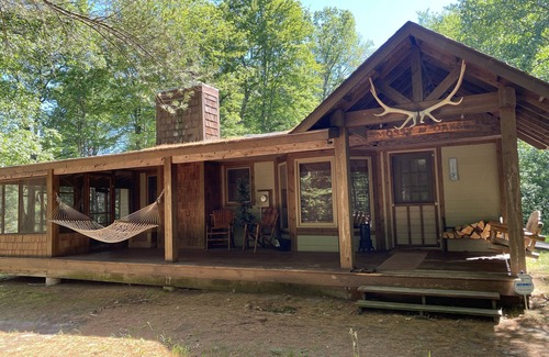Atlanta Cabin | Compfy Cabin