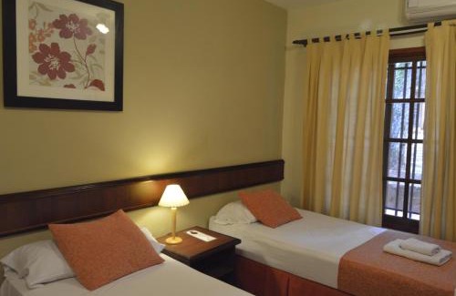 Puerto Iguazu Hotel | Complejo Americano