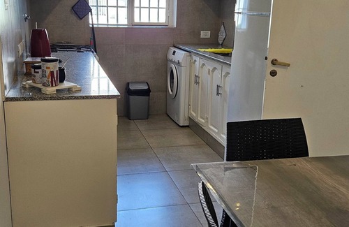 Historic Center Cabin | Complejo para 15 personas en la Ciudad Mendoza.