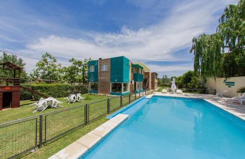 Mina Clavero Cabin | Complejo Turístico Las Catalpas