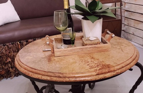 Western Division Apartment | Complete complex perfect for family and friends
