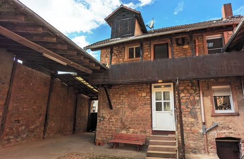 Obernburg House | Complete house | 6 beds | 2 bathrooms | centrally located