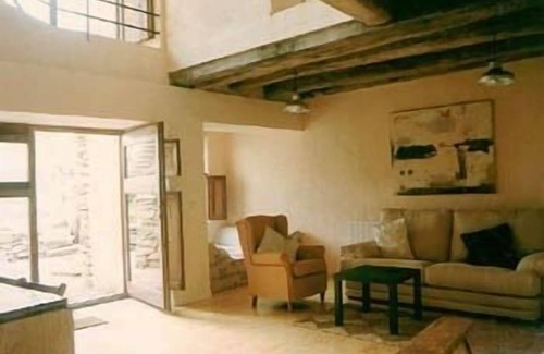 Cuevas de Vinayo Cottage | Complete house for 6 people