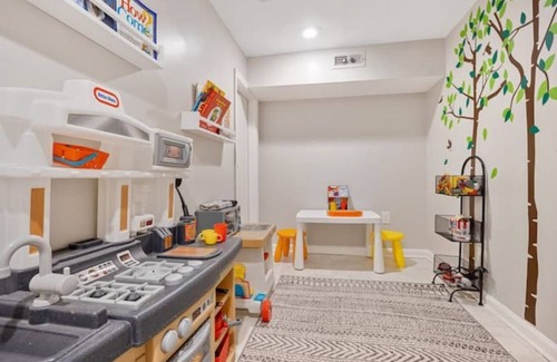 University City House | Complete Newly Renovated Home