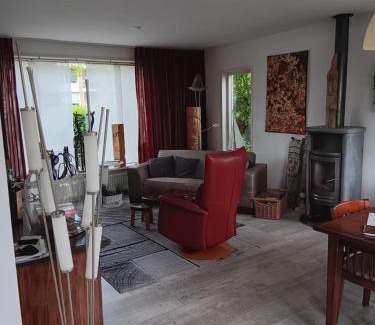 Gouda Apartment | complete woning met zonnige achtertuin