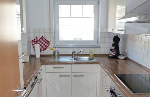 Immenstaad am Bodensee Apartment | completely new, modern, 2 bedrooms, central and quiet, 100m to Bodensee