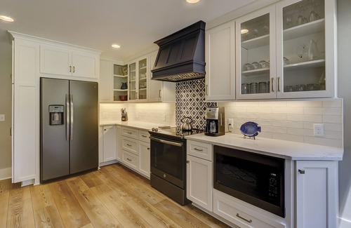 Sea Pines Villa | Completely renovated Harbour Town villa, located right on the golf course