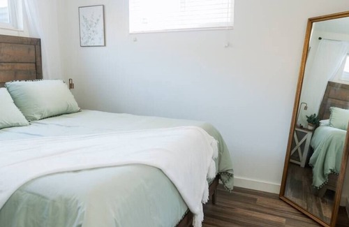 Logan Apartment | Completely Remodeled 2BR Cozy Getaway near USU